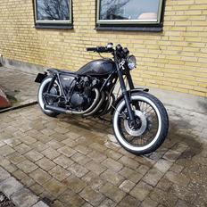 Suzuki Gs550d