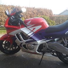 Honda CBR 600 f3 
