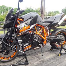 KTM SuperDuke R 990