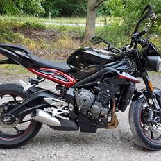 Triumph Street Triple 765 R