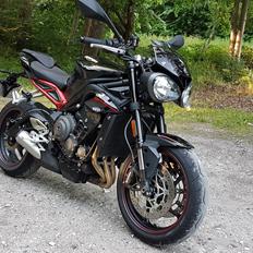 Triumph Street Triple 765 R