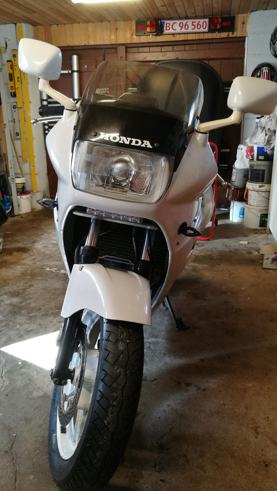 Honda ( SOLGT ) VFR 750 RC24 billede 10