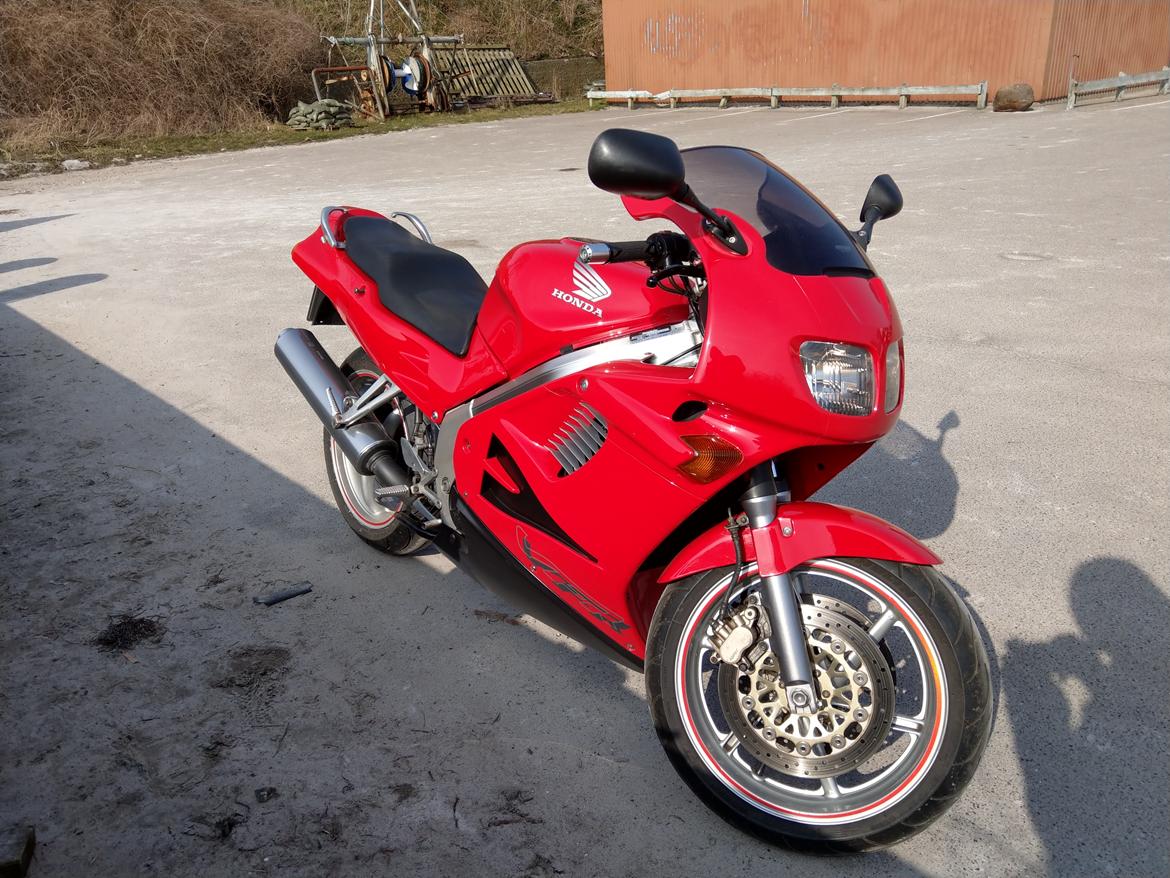 Honda VFR 750 (rc36/II)  billede 2