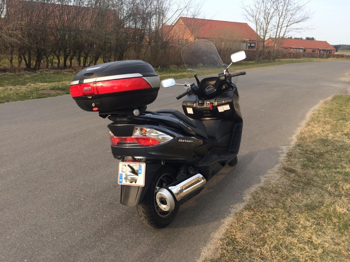 Suzuki Burgman 400 K8 billede 3