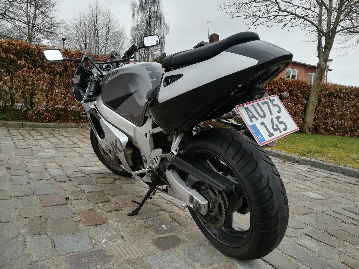 Suzuki GSXR 600 SRAD billede 7