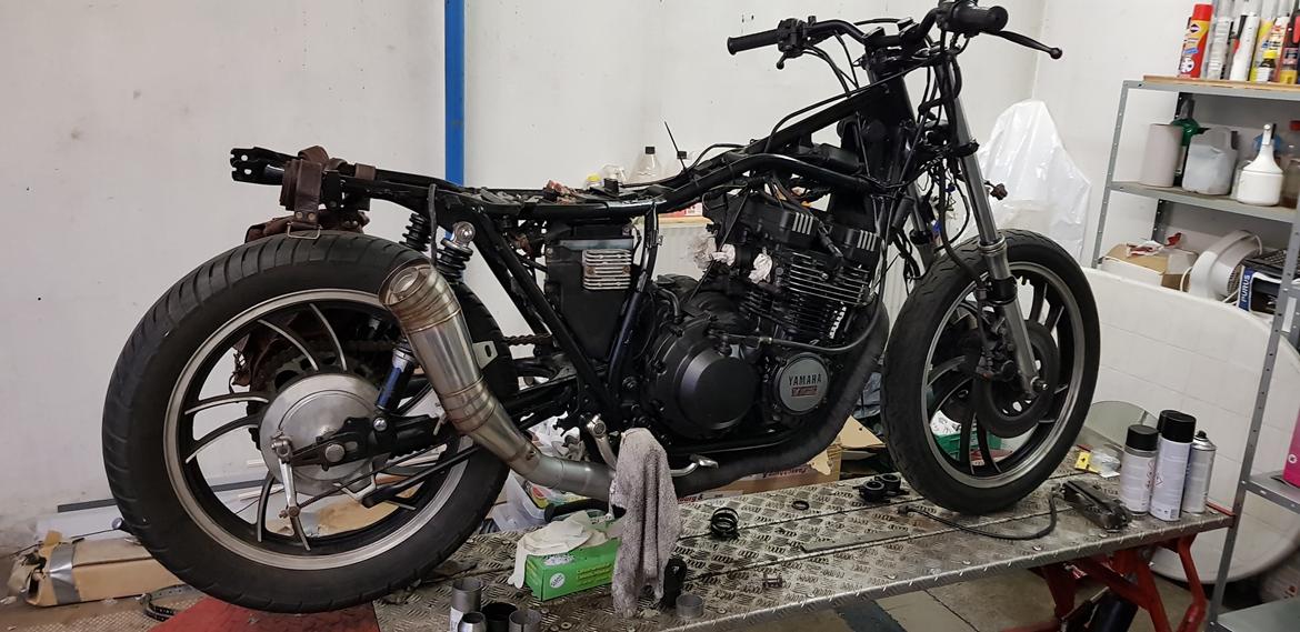 Yamaha XJ  550 billede 15