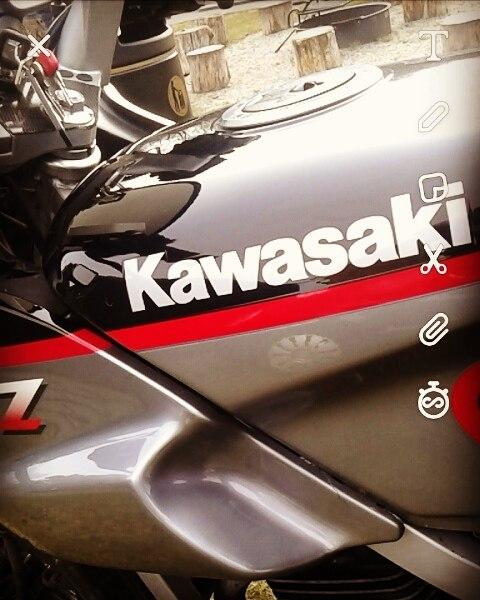 Kawasaki Gpz 500 s billede 3