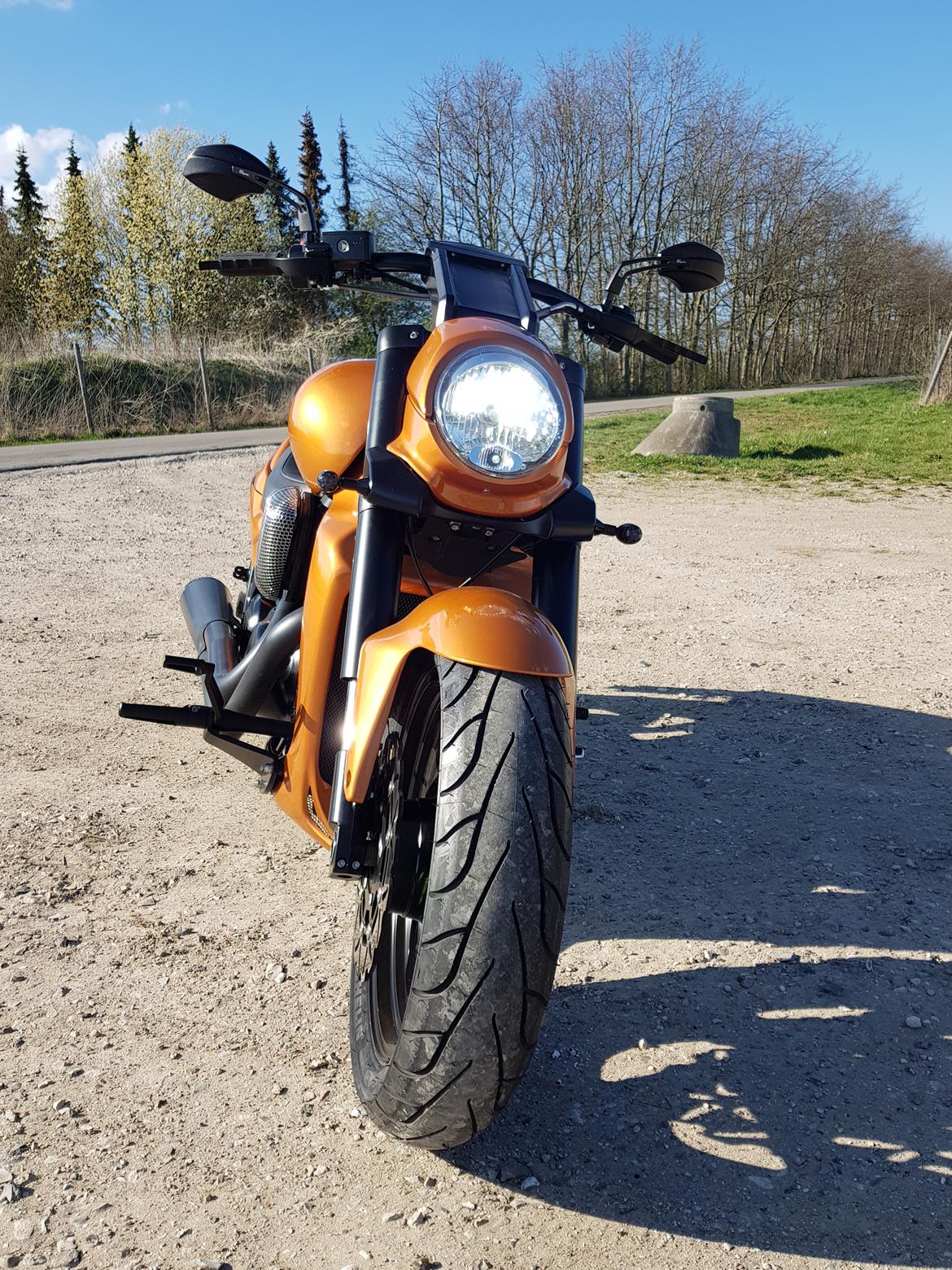 Suzuki VZR M1800 SOLGT  billede 4