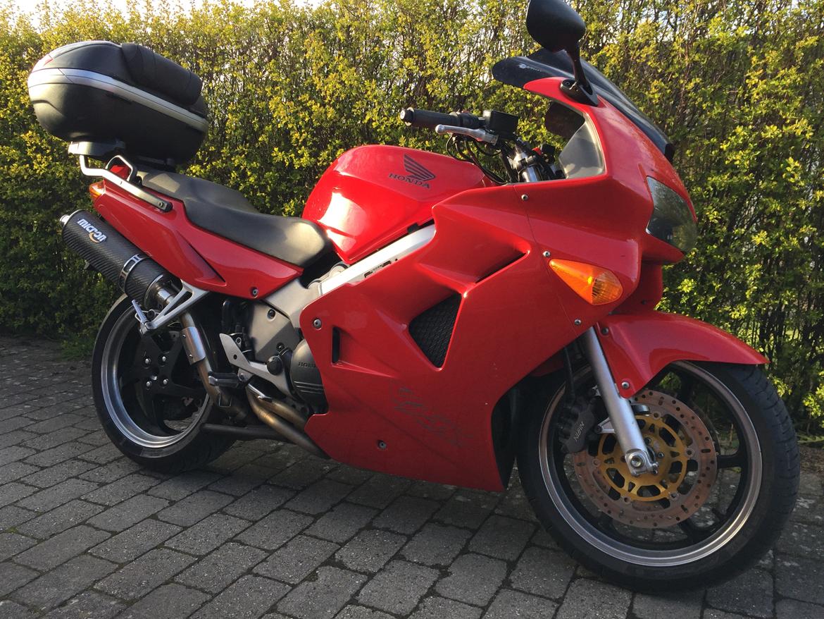 Honda VFR 800 Fi billede 8