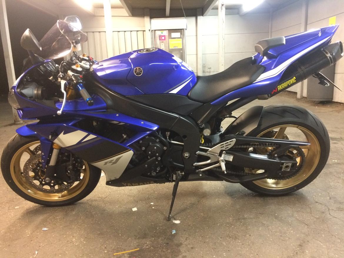 Yamaha YZF R1 billede 8