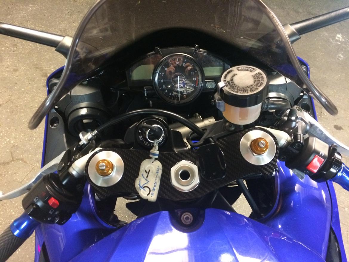Yamaha YZF R1 billede 20