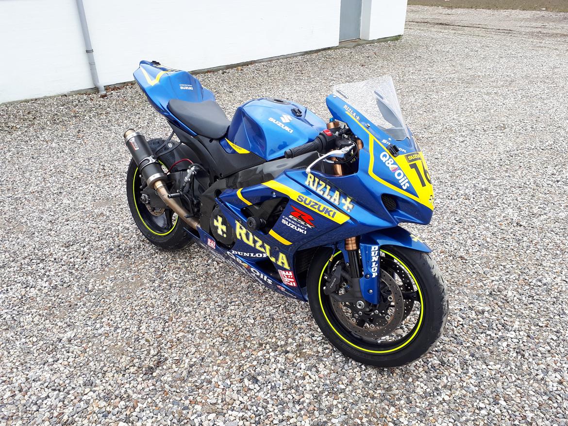 Suzuki GSX-R 1000 K7 Baneracer billede 4