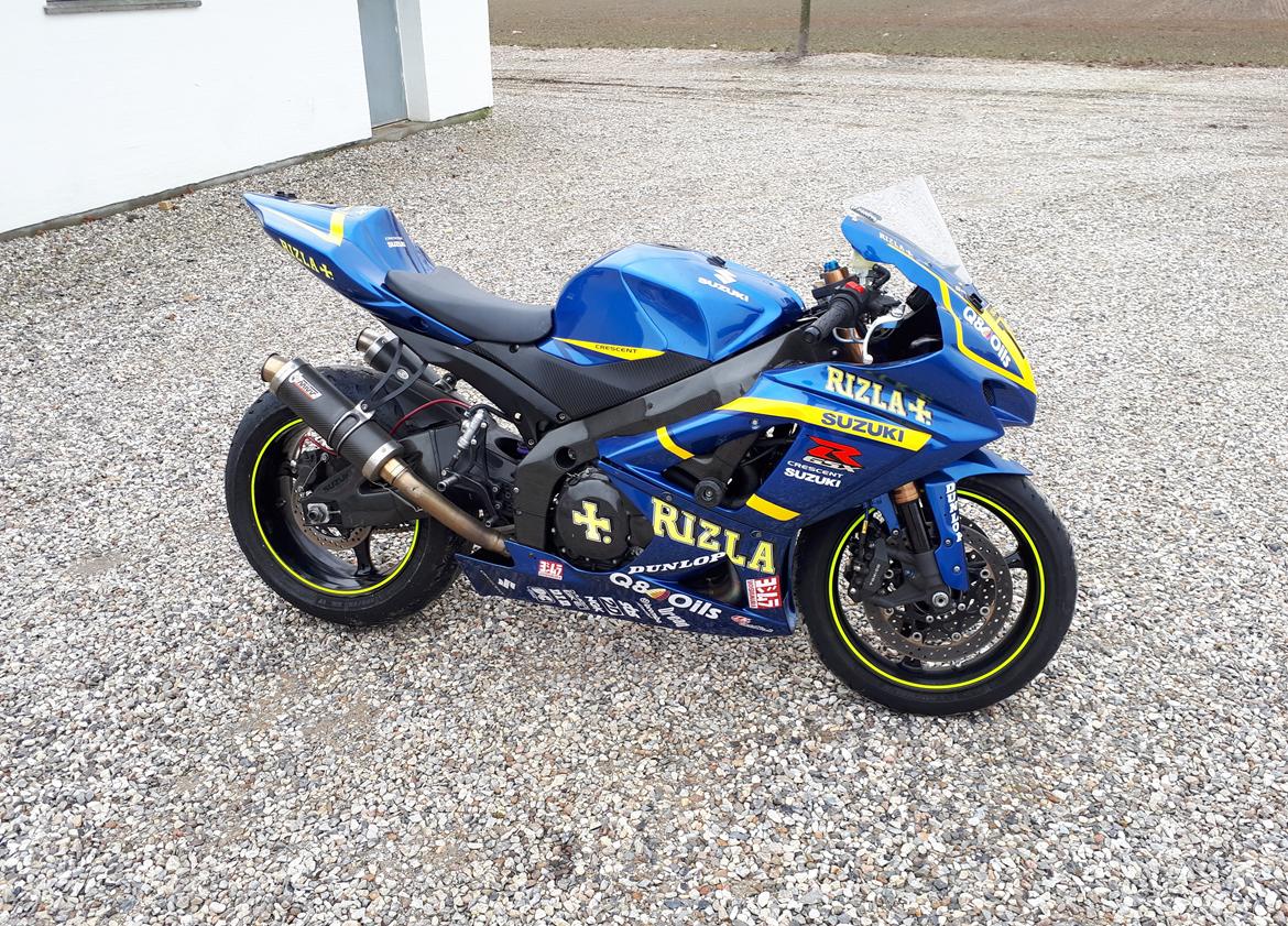 Suzuki GSX-R 1000 K7 Baneracer billede 2