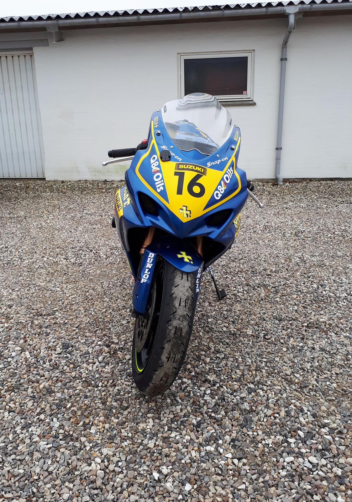 Suzuki GSX-R 1000 K7 Baneracer billede 6