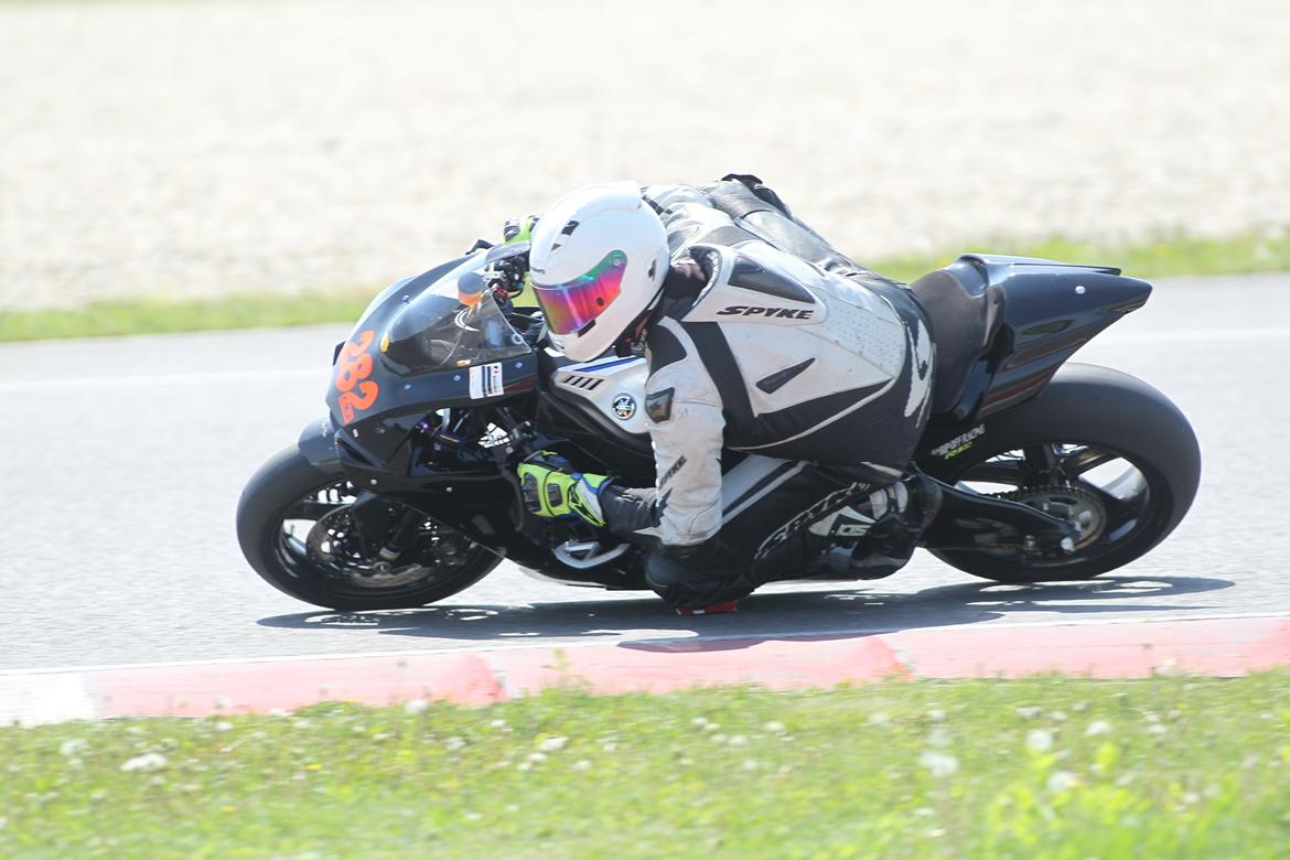 Yamaha 2015 R1M / R1  billede 7