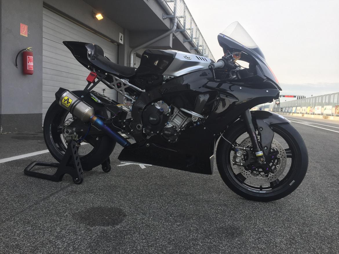 Yamaha 2015 R1M / R1  billede 10