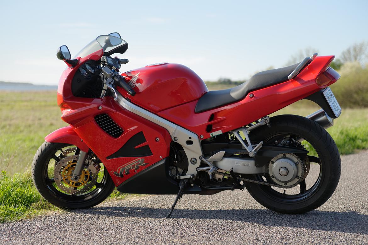 Honda vfr 750 характеристики