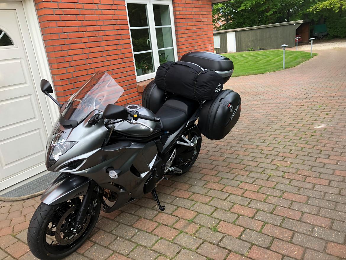 Suzuki GSX 1250 FA billede 14