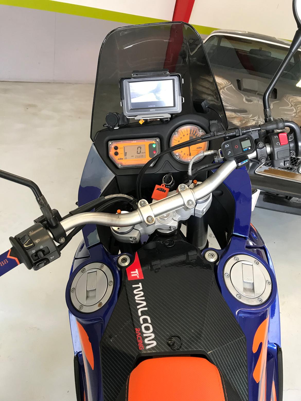 KTM 990 adventure S billede 14