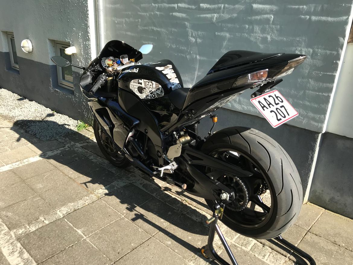 Kawasaki ZX10R billede 6