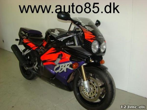 Honda CBR 900 RR FIREBLADE . (SC28) billede 3