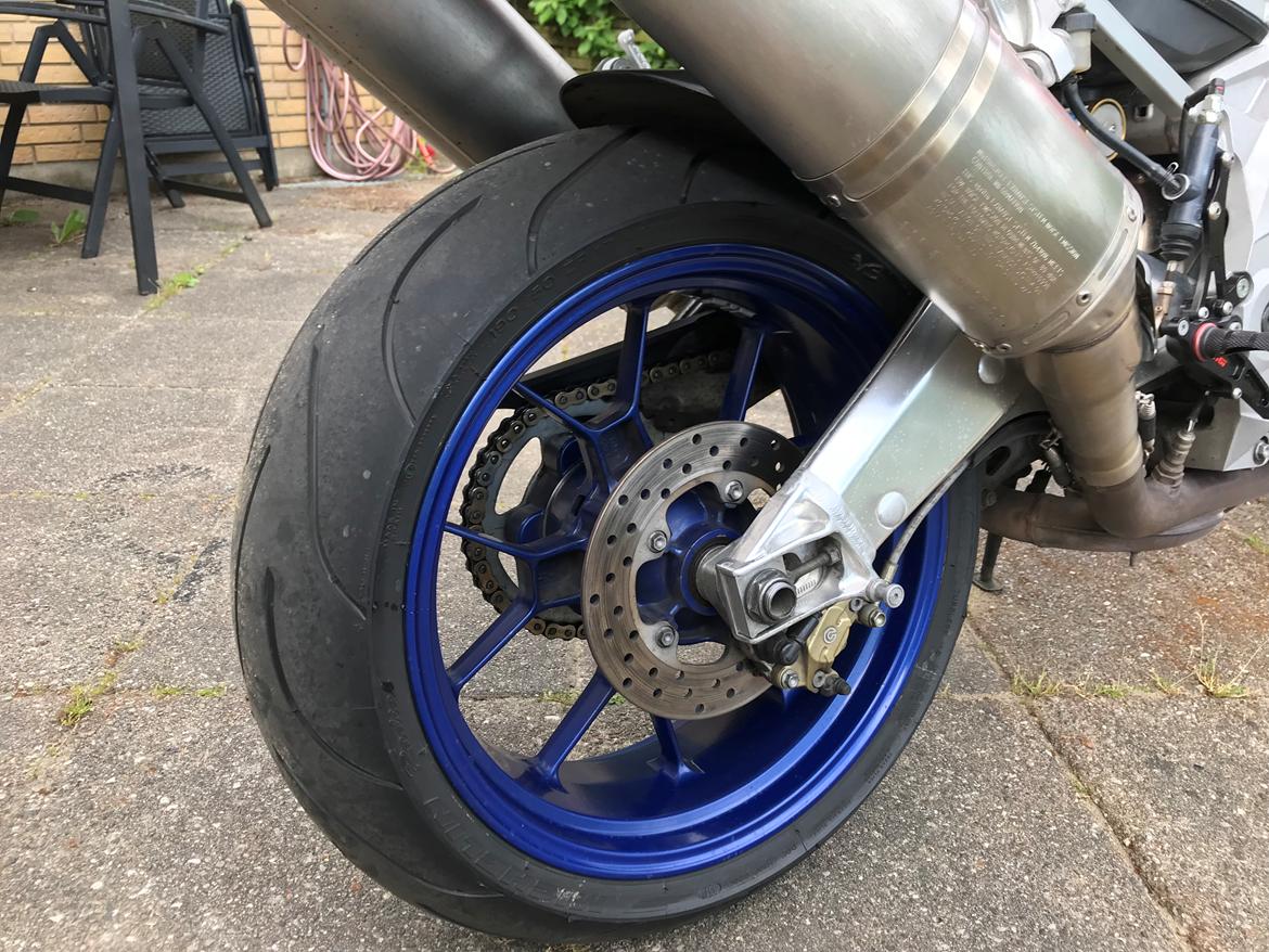 Aprilia Tuono 1000rr billede 6