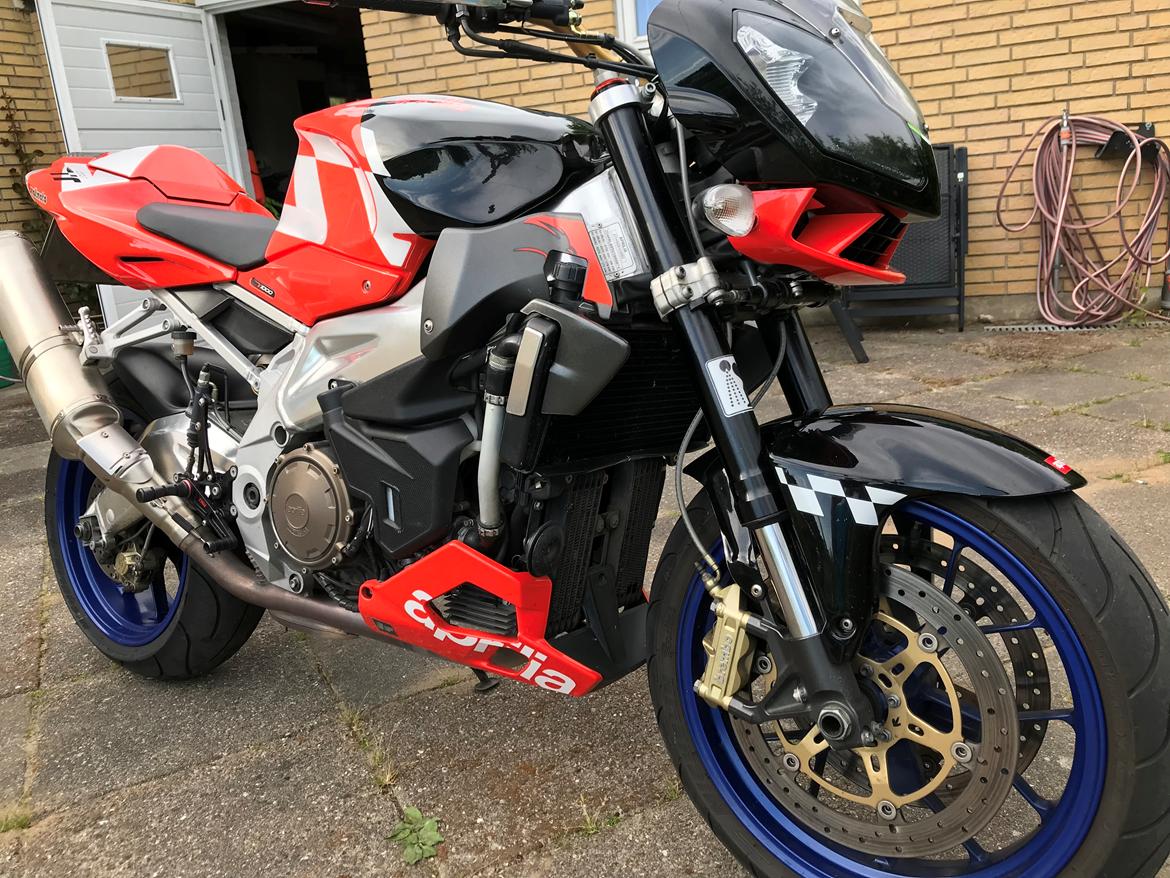Aprilia Tuono 1000rr billede 7