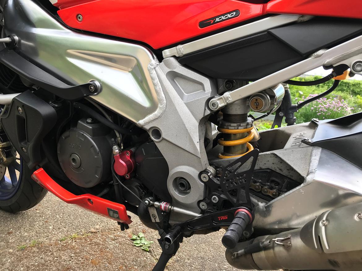 Aprilia Tuono 1000rr billede 11
