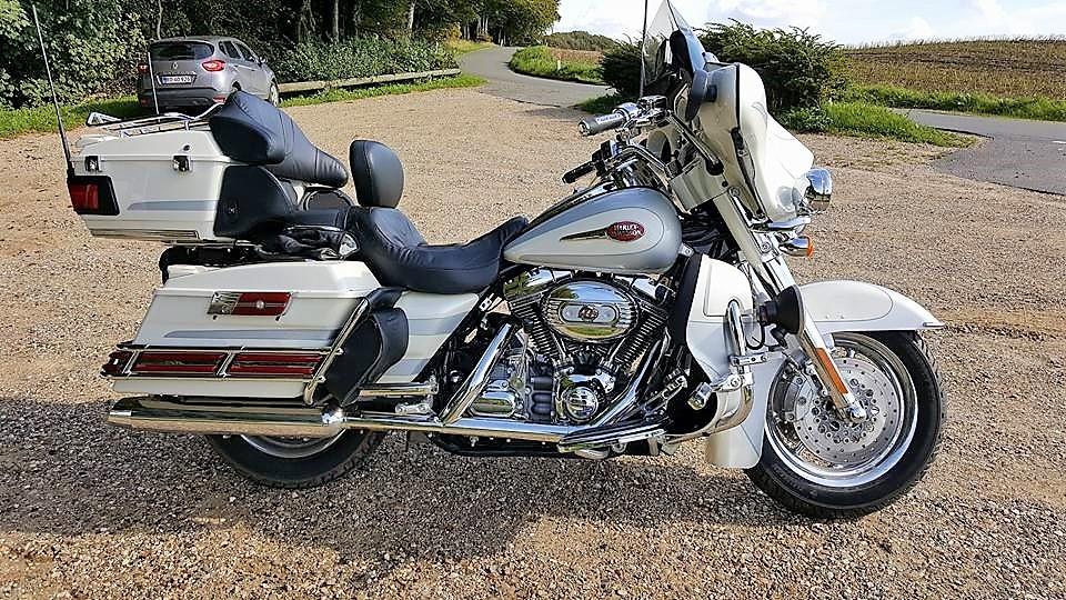 Harley Davidson CVO FLHTCUISE billede 1