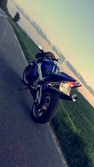 Yamaha YZF R1 billede 4