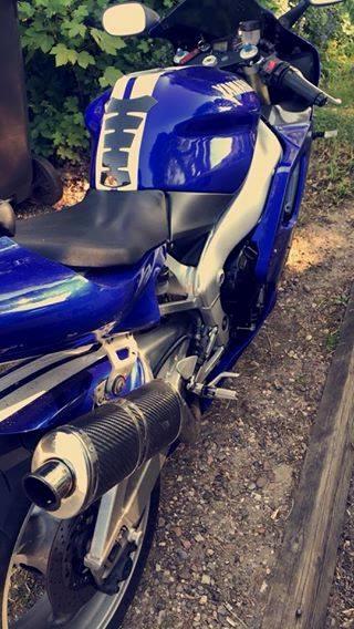 Yamaha YZF R1 billede 6