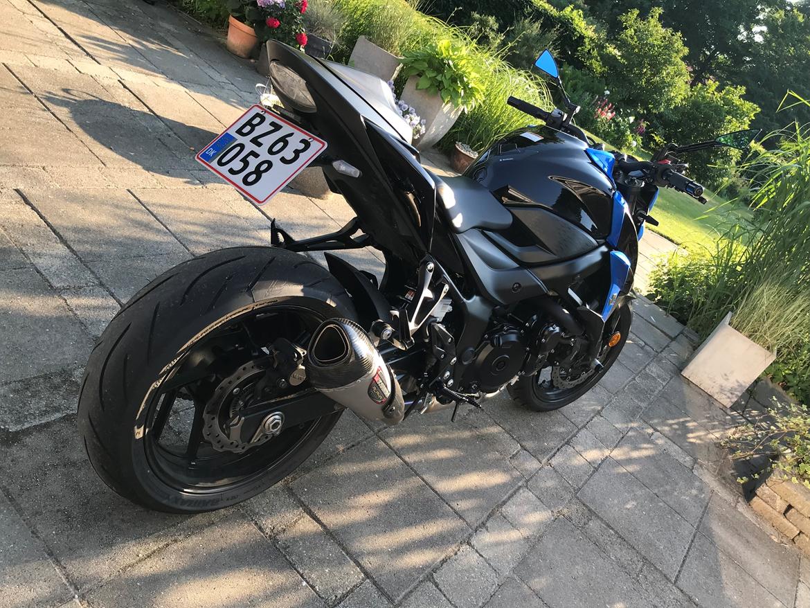 Suzuki GSXS 750 billede 1