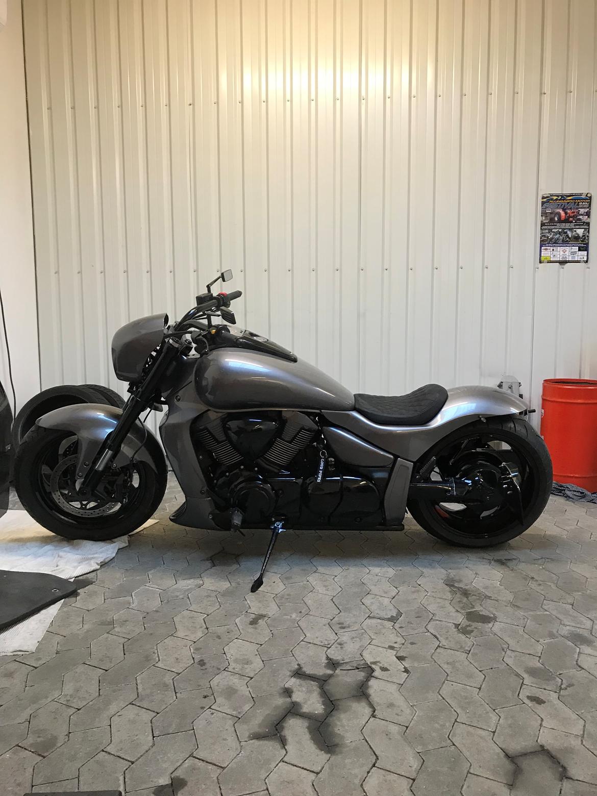 Suzuki Vzr 1800 billede 11