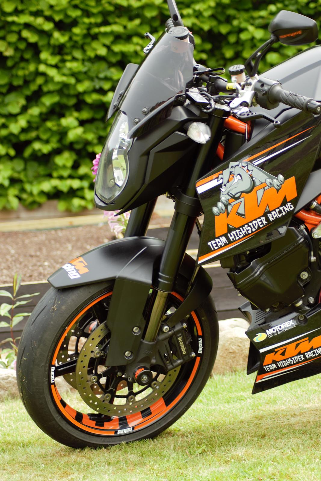 KTM SuperDuke R 990 billede 3