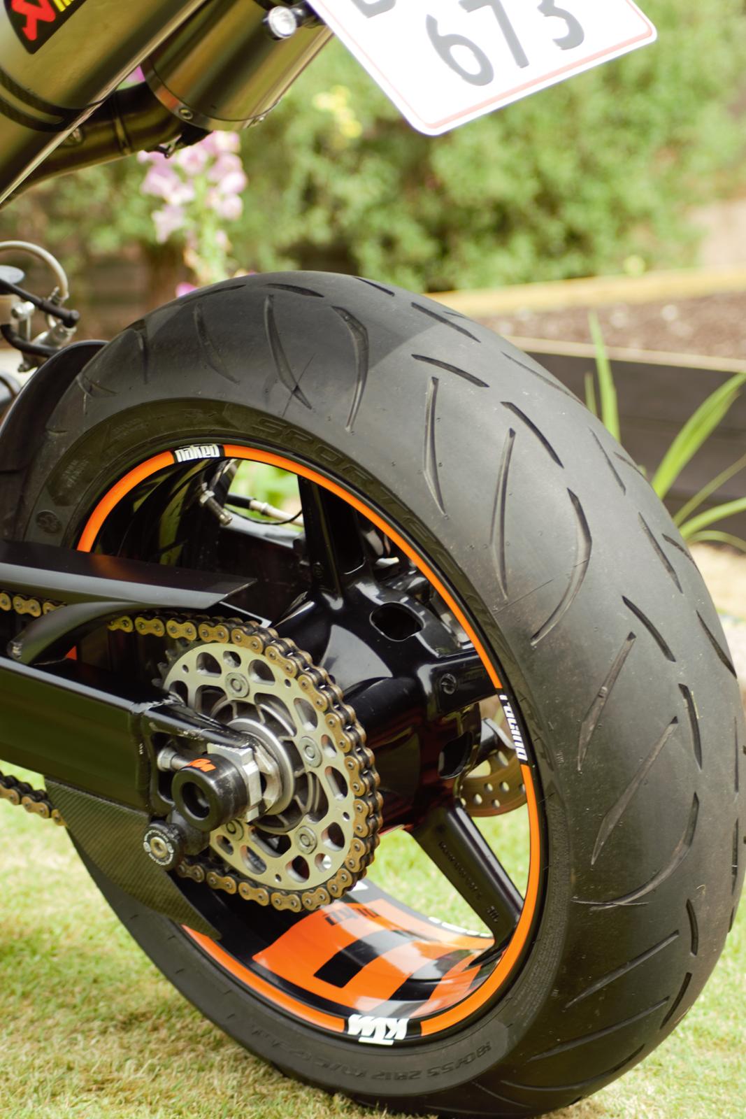 KTM SuperDuke R 990 billede 7