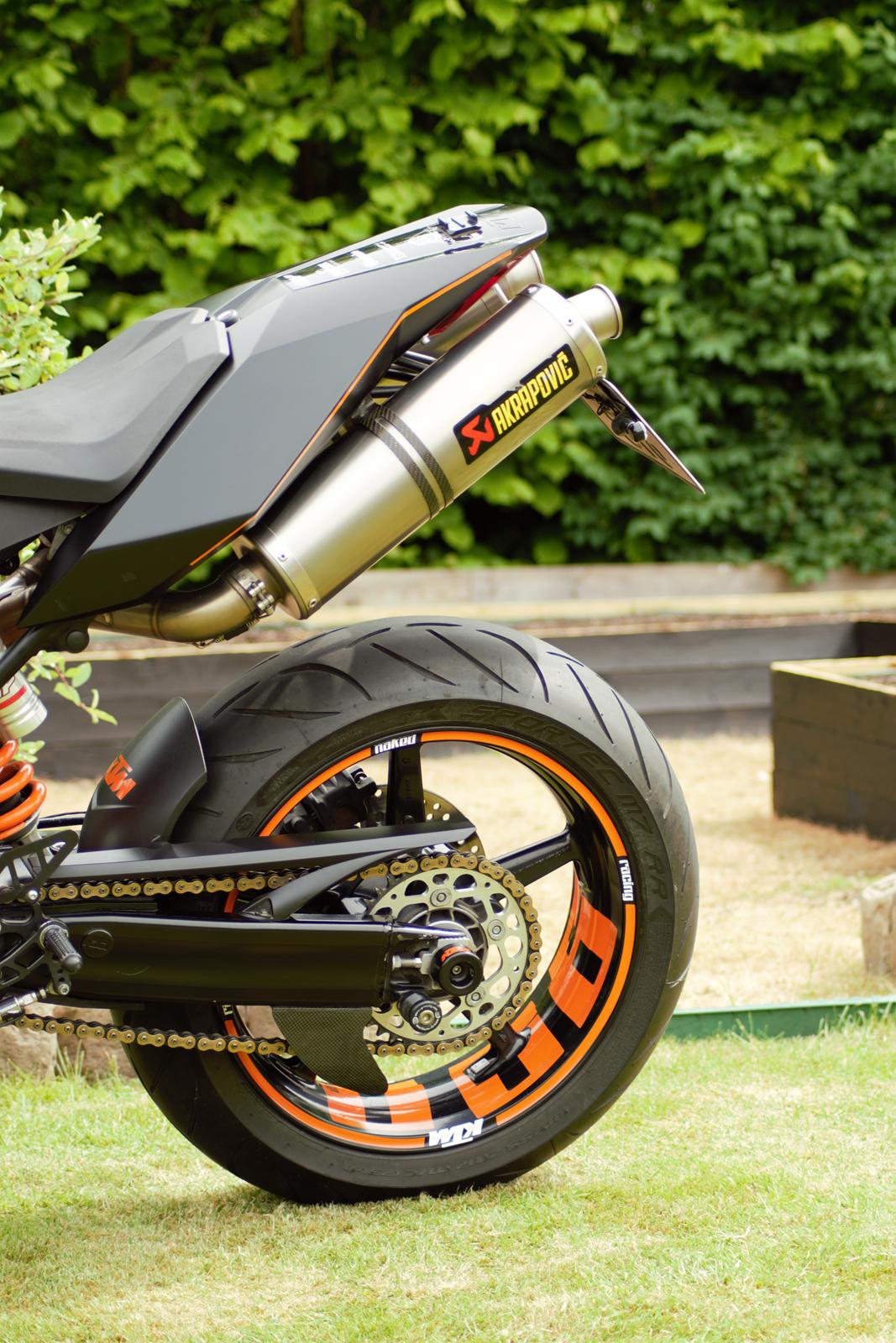 KTM SuperDuke R 990 billede 8
