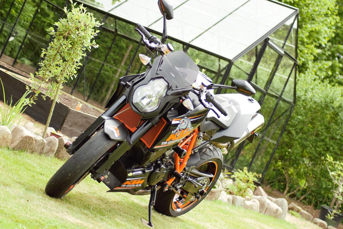 KTM SuperDuke R 990 billede 6