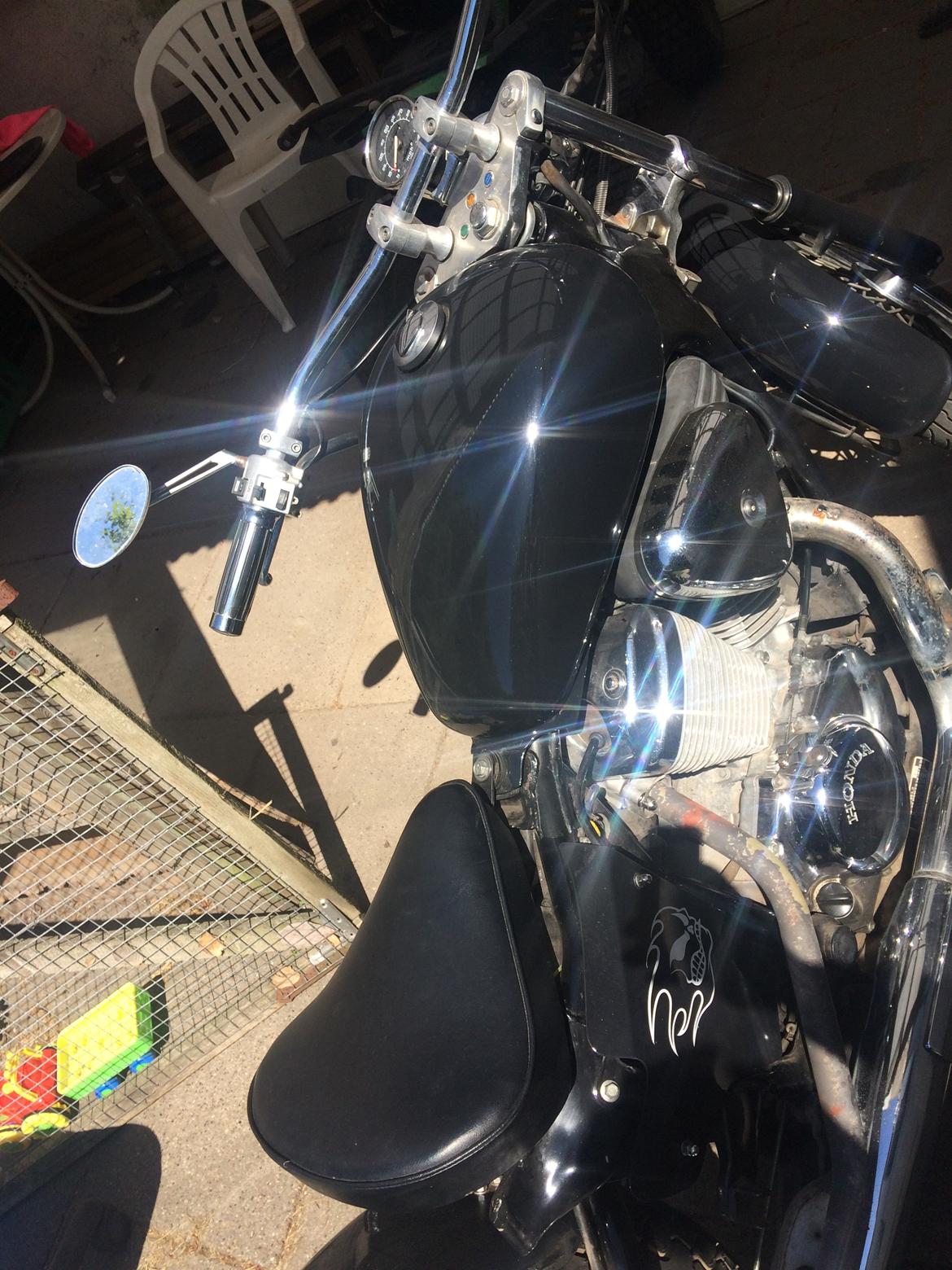 Honda VT 600 Shadow billede 15