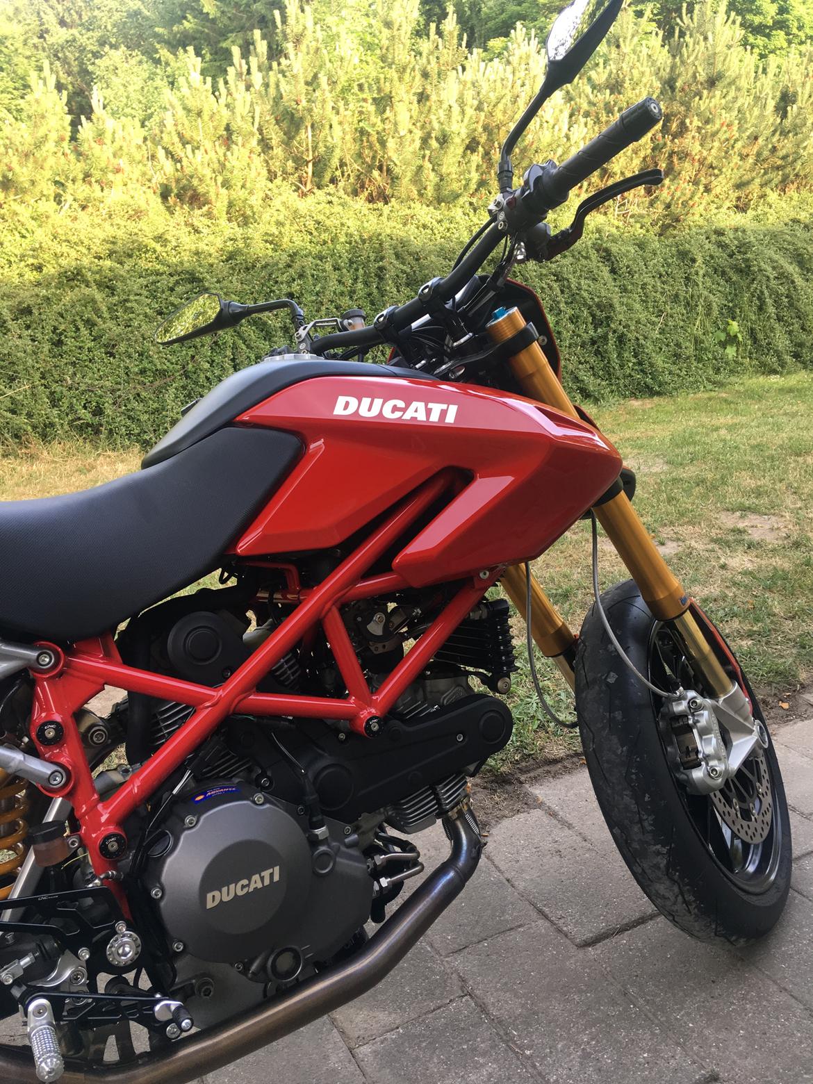 Ducati Hypermotard 796 billede 11