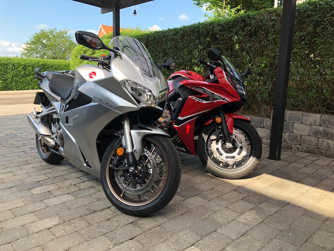 Honda VFR 800 F billede 8