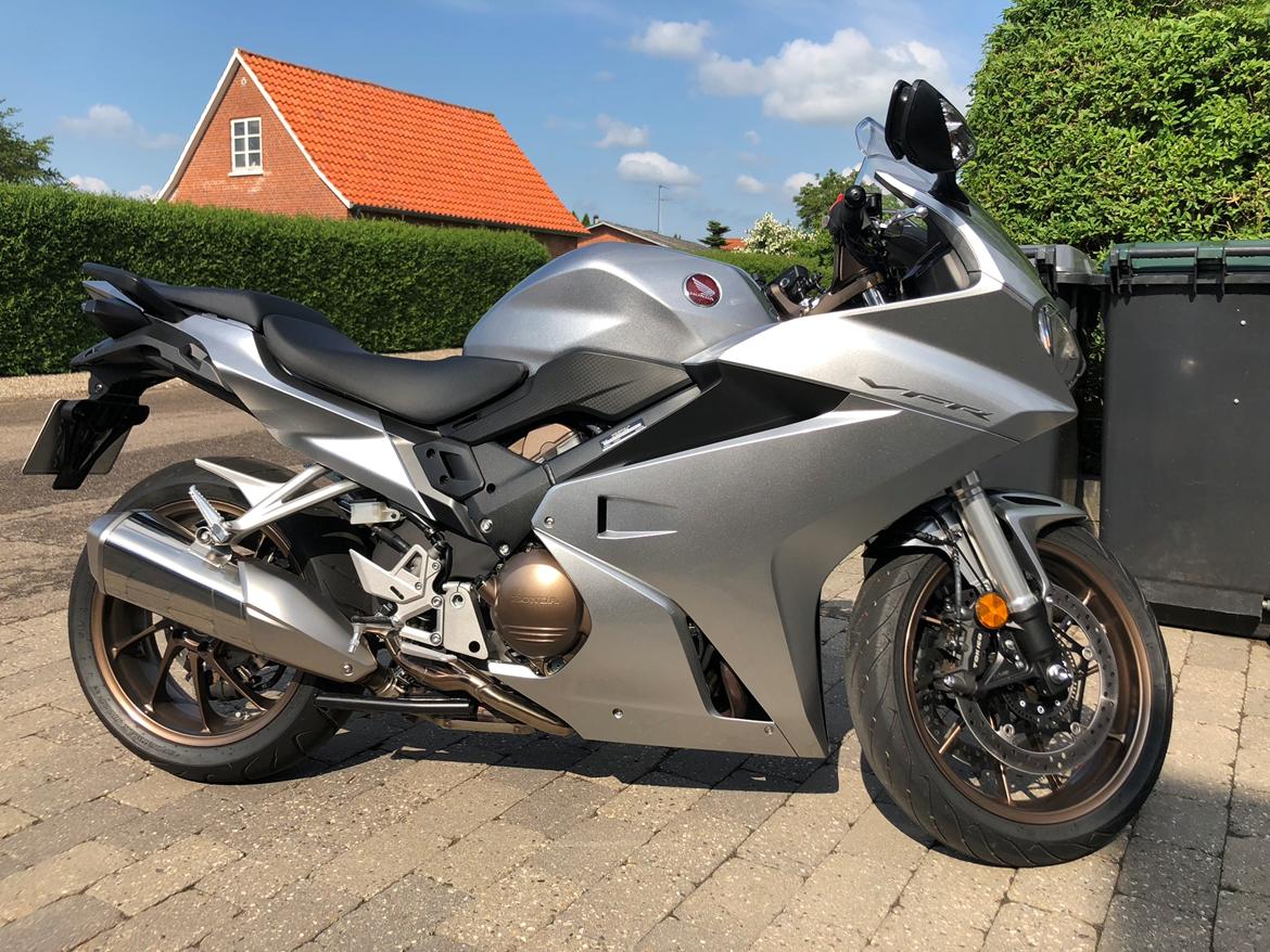 Honda VFR 800 F billede 6