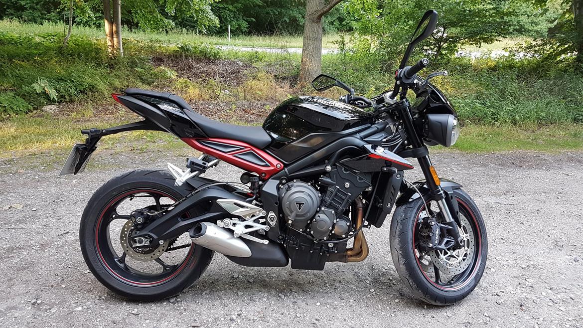 Triumph Street Triple 765 R billede 2