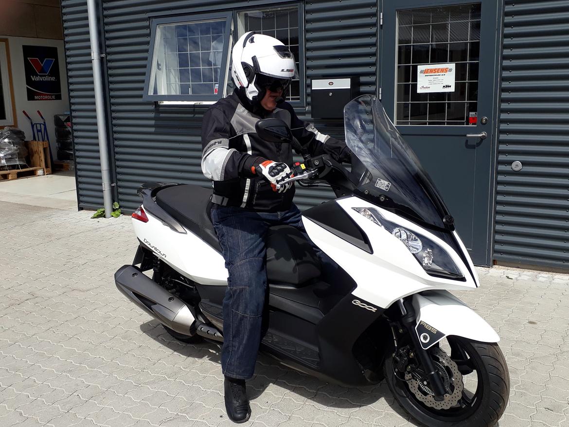 Kymco DownTown 300i ABS billede 1