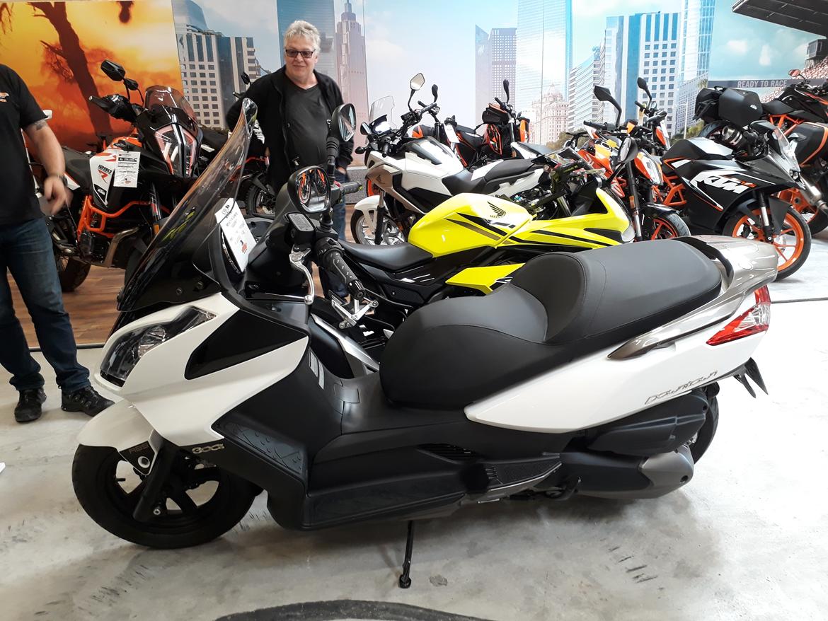 Kymco DownTown 300i ABS billede 3