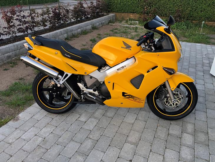 Honda vfr 800 1999