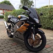 Honda CBR 600 F
