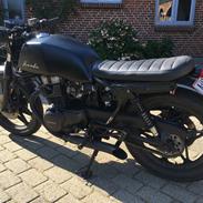 Honda CB 450 Café Racer