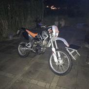 KTM 640 LC4