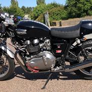 Triumph Thruxton 