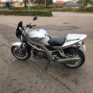 Suzuki SV1000N